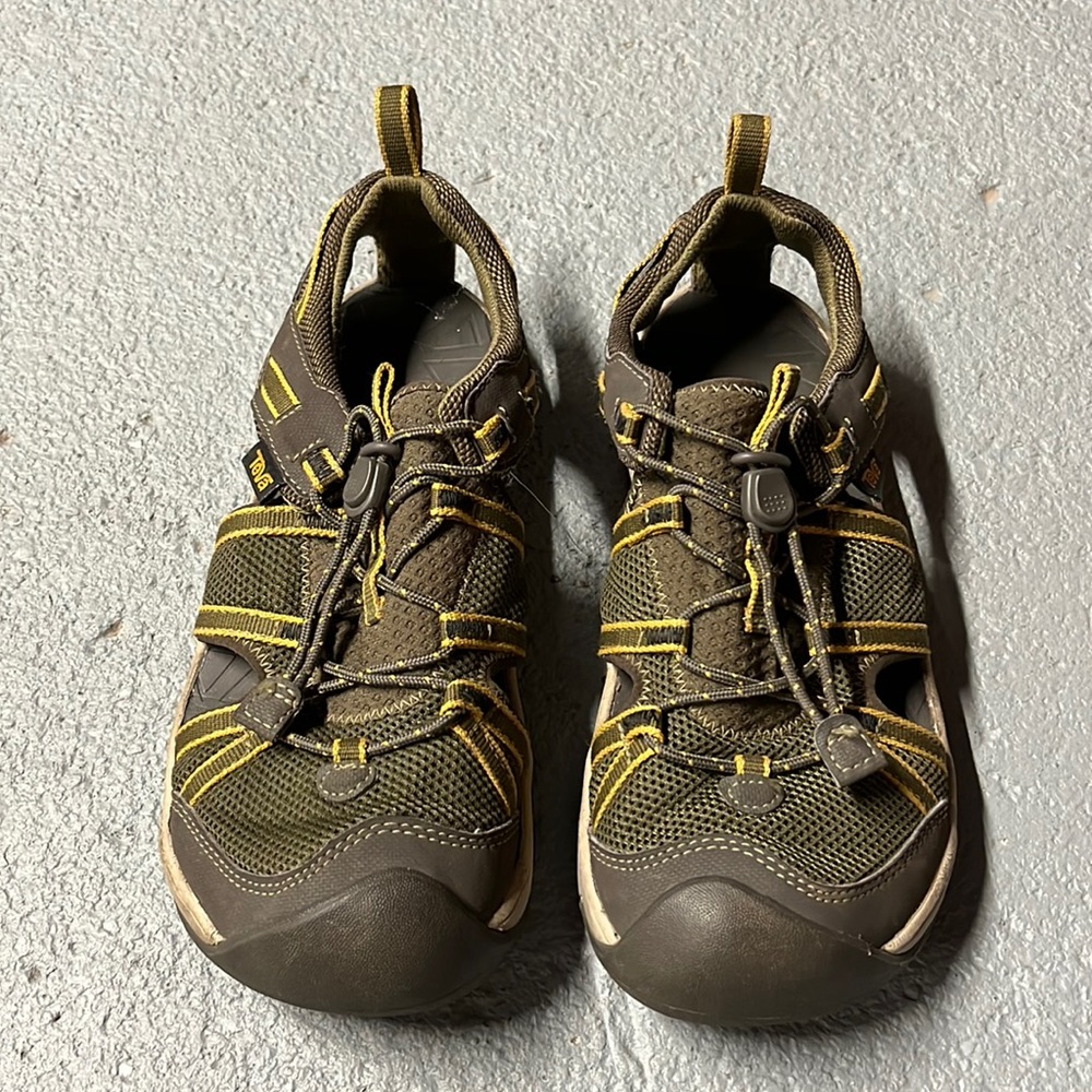 Teva closed toe sandals